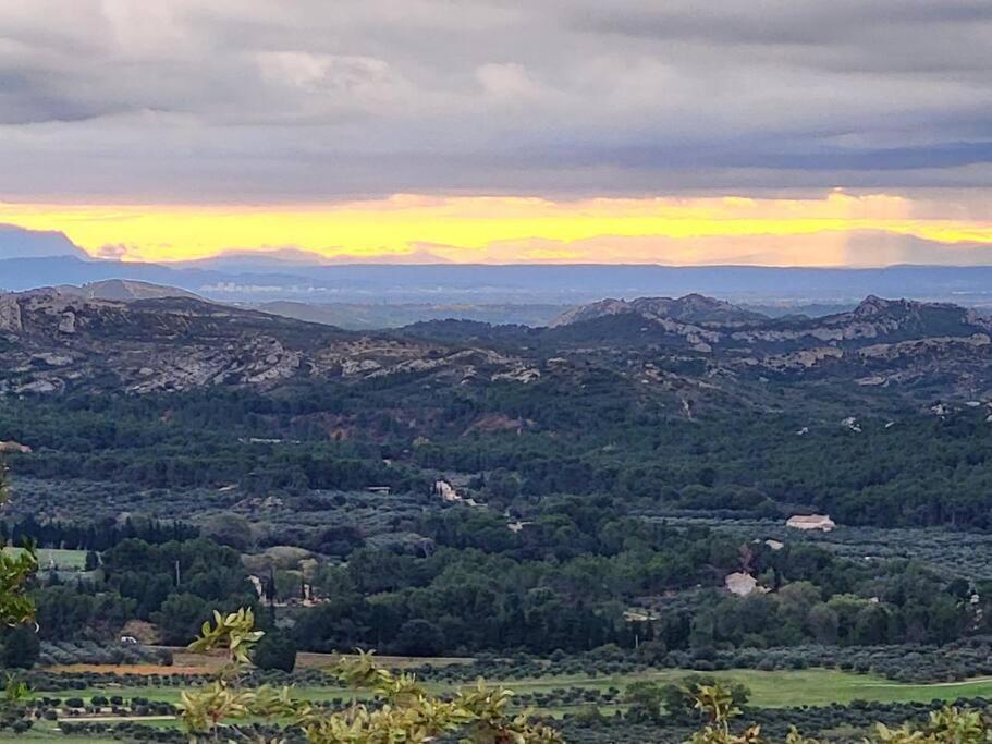 Le Balcon Du Prince Noir Les Baux Exteriör bild